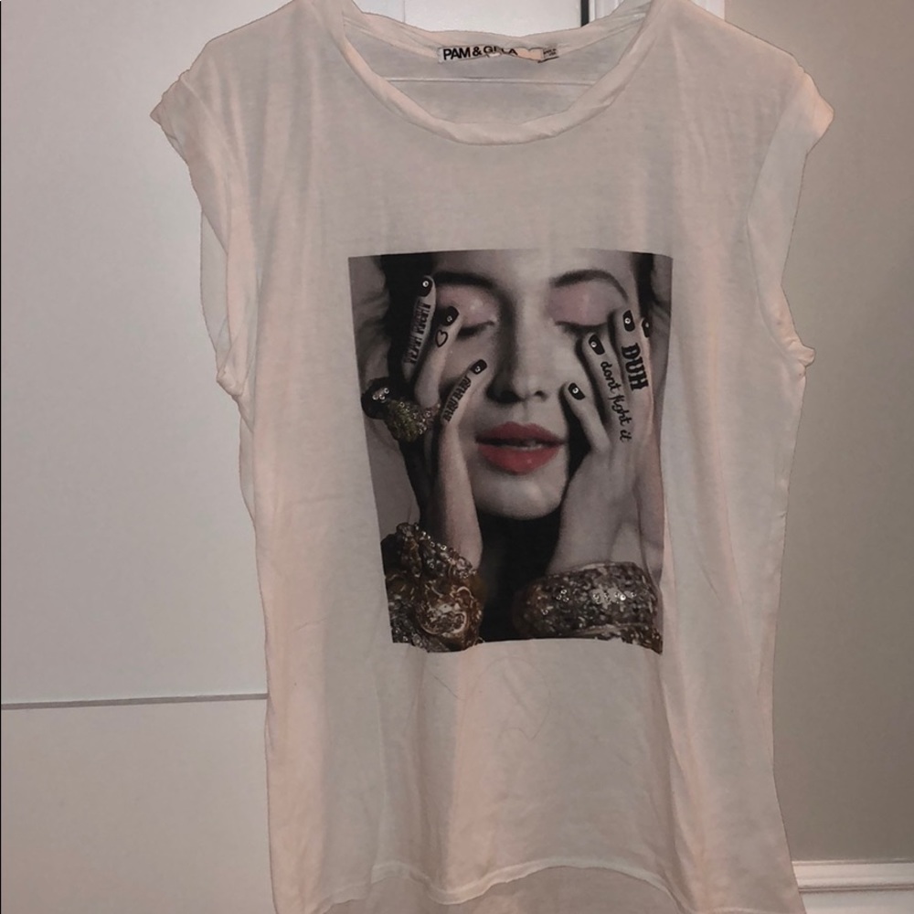 Pam & Gela T-shirt with rhinestone